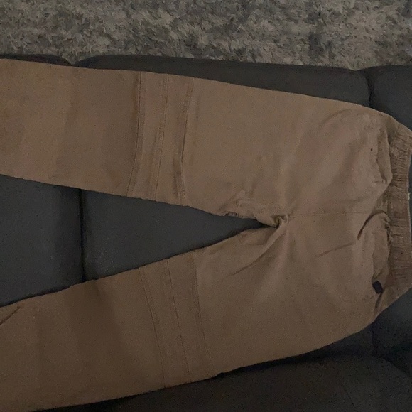 2 Joggers - Picture 2 of 4